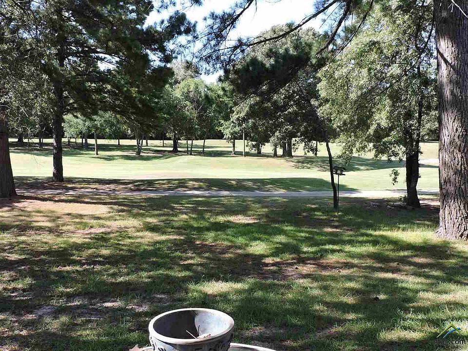 2nd image of 520 Bunker Dr