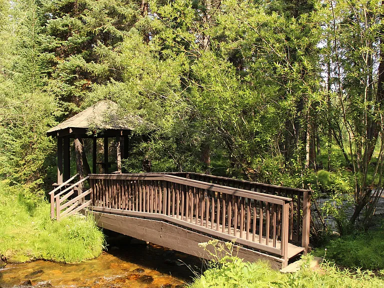 Creekside Condo shared gazebo.