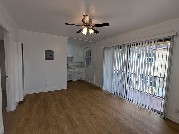 3rd image of 1510 S Bronson Ave Unit 1/2