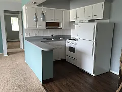 Maple Eastlake Apartments — Photo 31