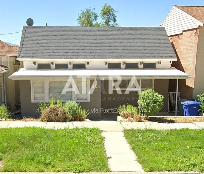 624 E 7th Ave