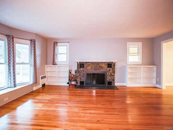 5th image of 144 Murray Ave