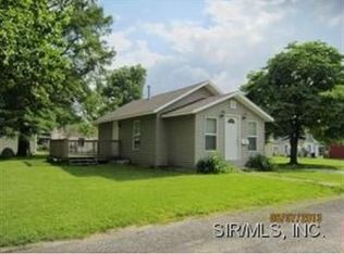 122 E Washington St, Vandalia, IL 62471