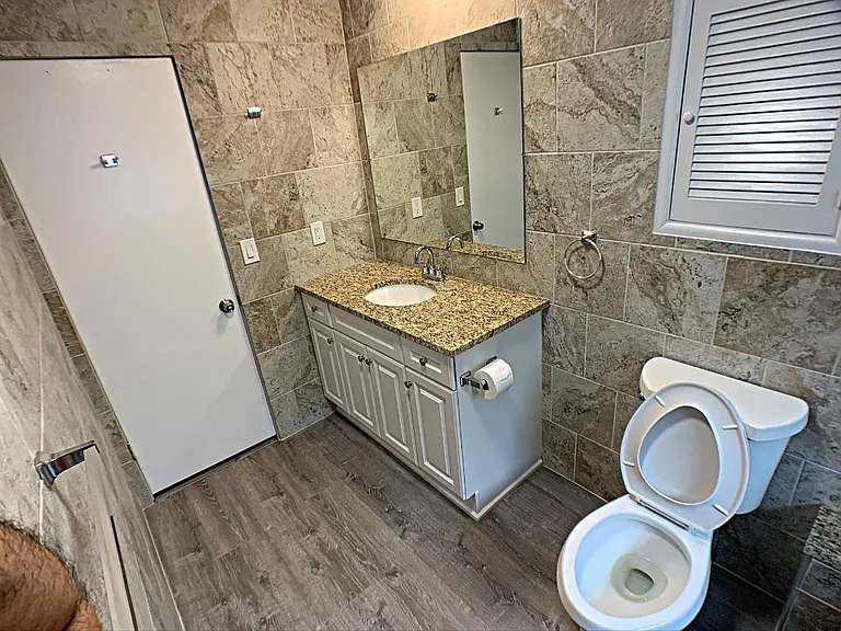 12313 Harland Ave — Photo 25