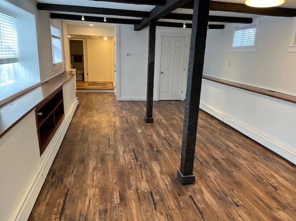 289 White Bridge Rd #1