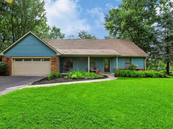 242 Beechmont Dr, Carmel, IN 46032
