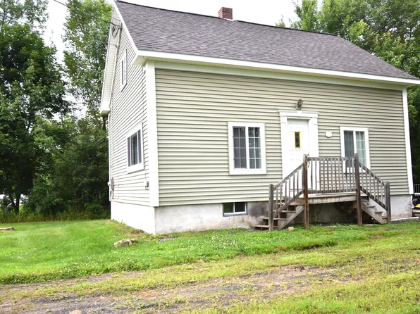 200 Elm Street, Newport, ME 04953