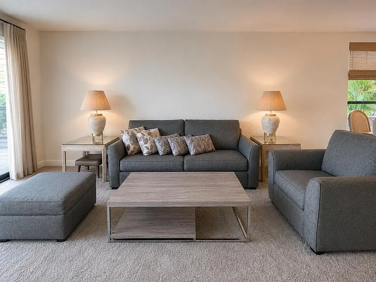 4800 Bayview Dr #306 — Photo 27