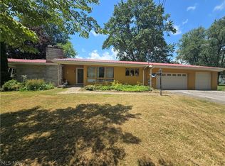 151 Cleveland Ct, Conneaut, OH 44030