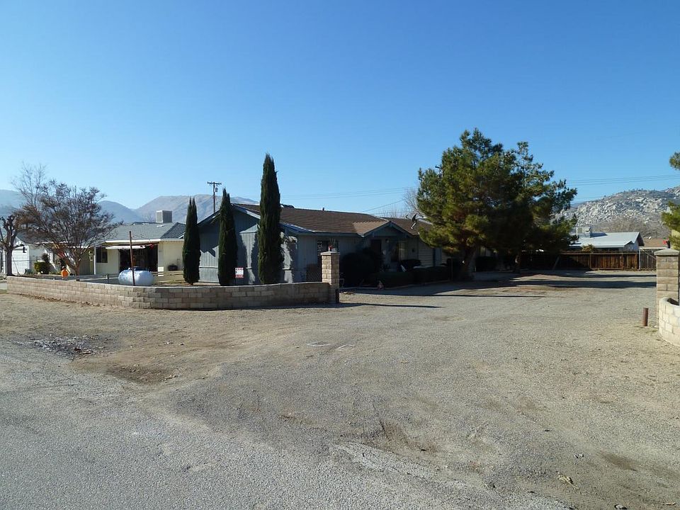 2nd image of 2821 Steensen St #A