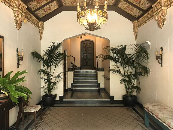 3rd image of 1880 Pacific Ave APT 404