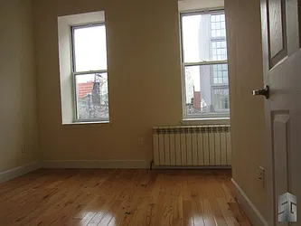 Rented by Skyline Group Real Estate