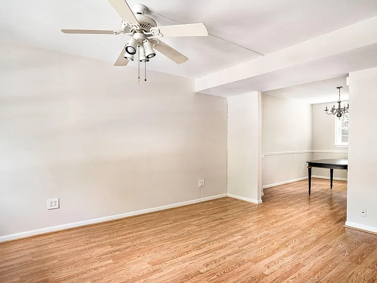 2804 Balliett Ct — Photo 2