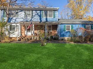 55 Lake Rd, Basking Ridge, NJ 07920