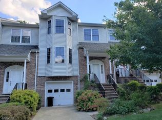 16 Rockcreek Ter, Riverdale, NJ 07457