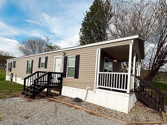 2nd image of 2135 County Lake Rd #A