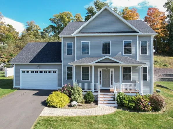 40 Strollo Court, Cheshire, CT 06410