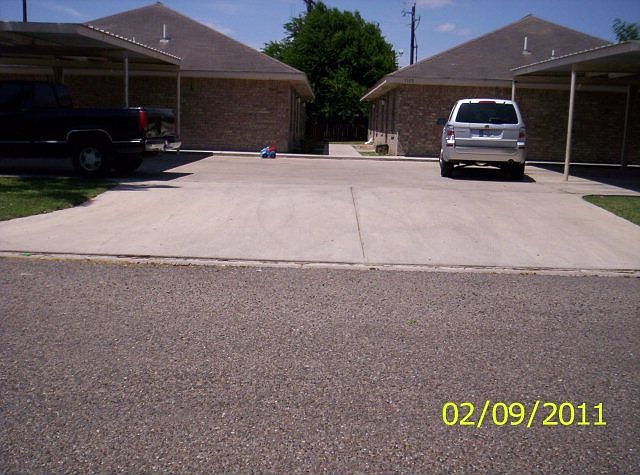 1st image of 1505 W Carmen Ave APT 2