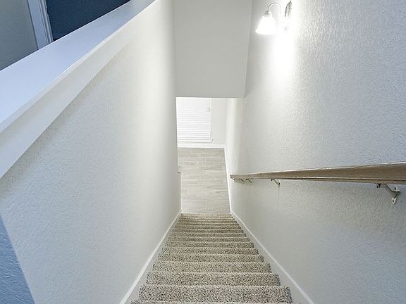 5th image of 7106 Faith Way #102