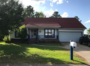 855 Castleberry Ct, Vass, NC 28394