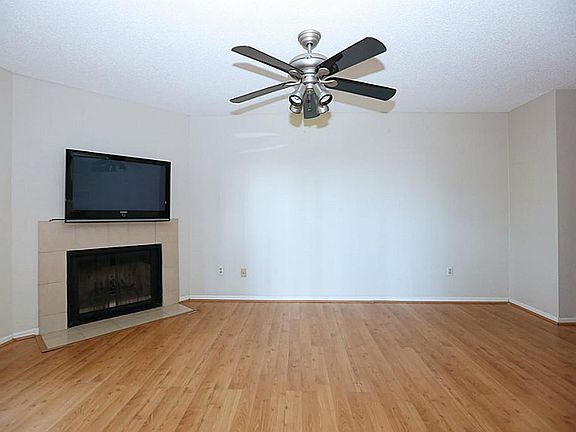 2nd image of 2120 El Paseo St APT 2903