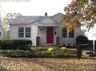 715 7th Ave, River Edge, NJ 07661