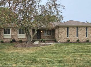 17576 Barry St, Clinton Township, MI 48038