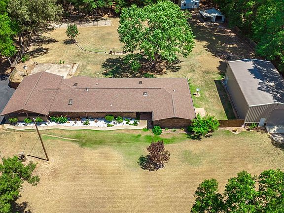 512 Hillcrest Dr, Hughes Springs, TX 75656 | MLS #20451802 | Zillow