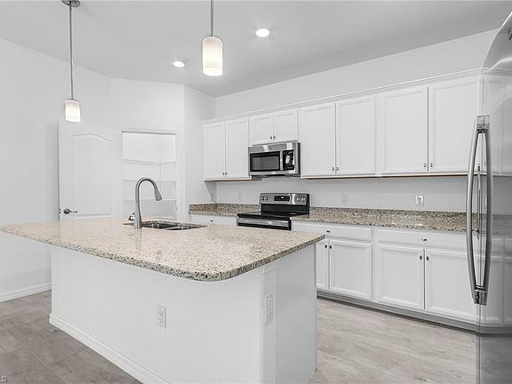 3rd image of 11226 Shady Blossom DR