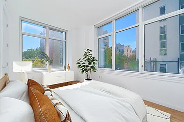 Rented by Living New York