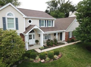773 Carman Meadows Dr, Ballwin, MO