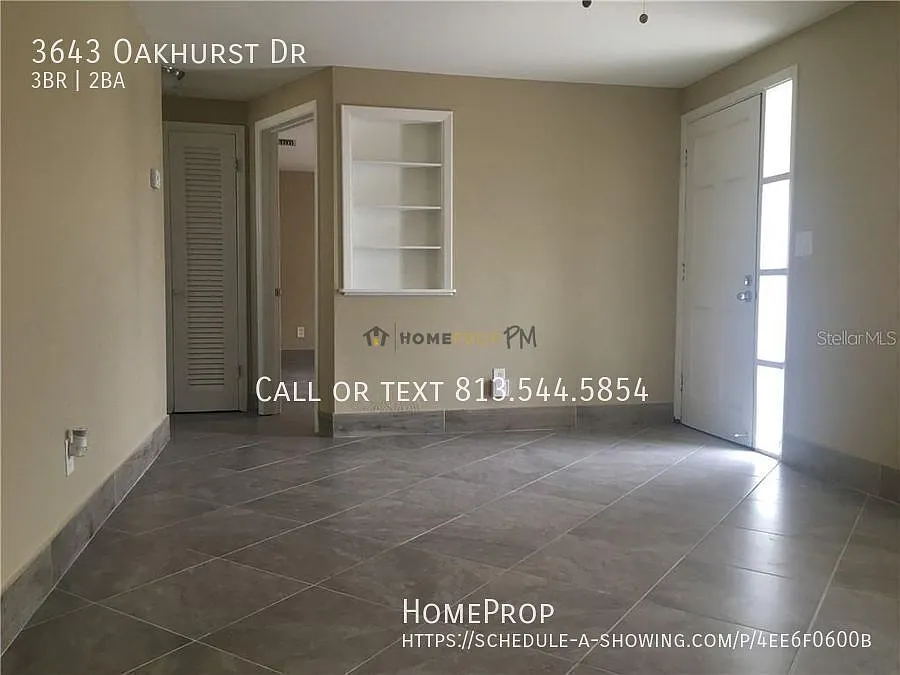 Building Photo - 3643 Oakhurst Dr