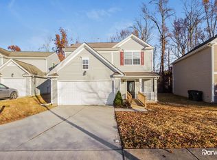 9429 Macquarie Ln, Charlotte, NC 28227