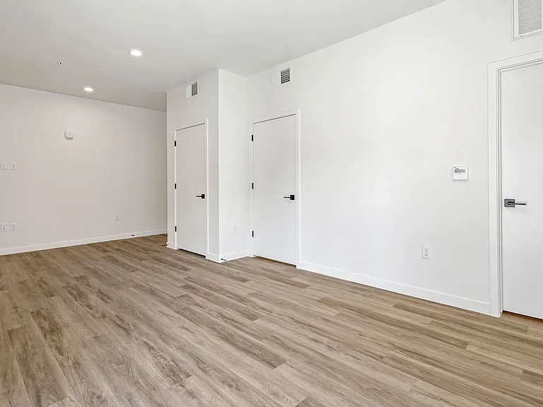 Unit S2: Living/Dining Room