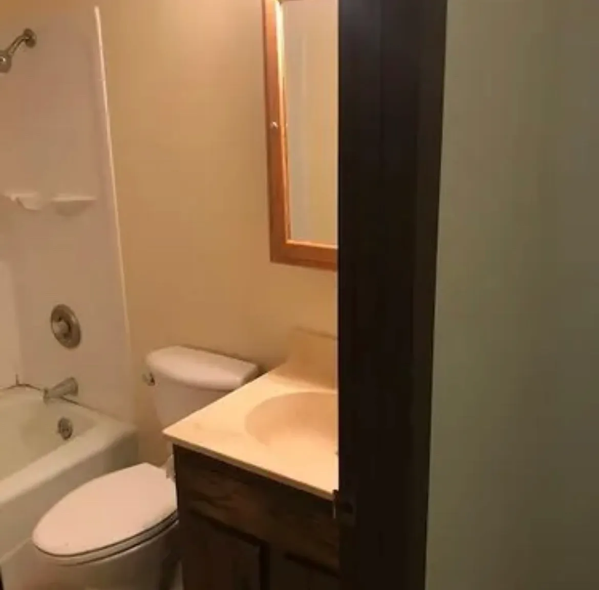 Studio, 400 sqft, $575 — Photo 4