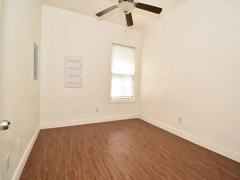 2408-2464 W Barnett Springs Ave — Photo 26