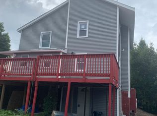 14 Chestnut Hill Rd, Pittston, PA 18640