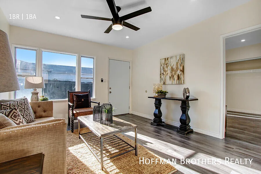 4010 W 130th St Hawthorne, CA 90250 — Photo 3