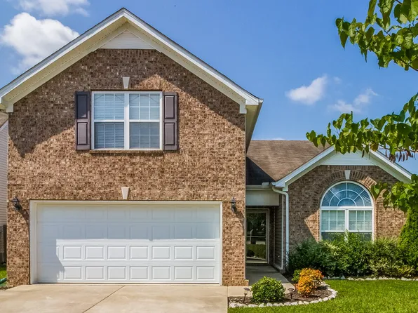 3003 Deer Trail Dr, Spring Hill, TN 37174