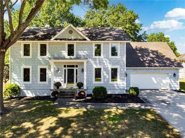 2253 SW Wall St, Blue Springs, MO 64015