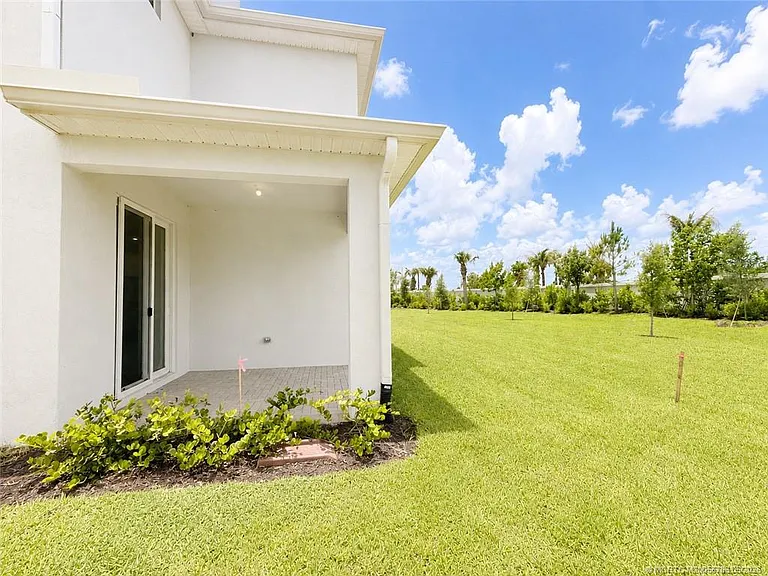 3583 NW Solange Ct — Photo 46