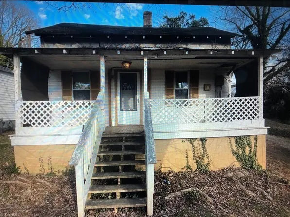 2025 Dacian St, Winston Salem, NC 27107