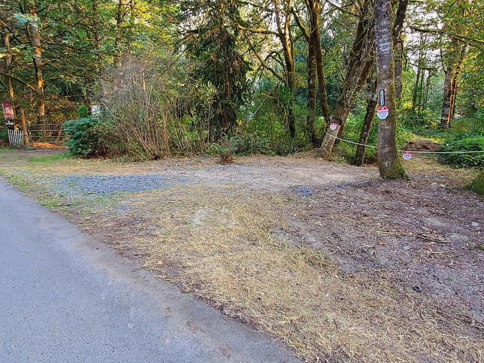 2nd image of 16930 117th Place NE