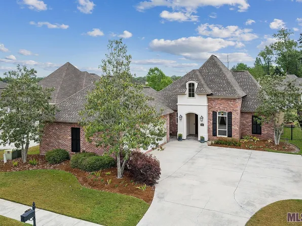 17959 Villa Lake Ave, Greenwell Springs, LA 70739