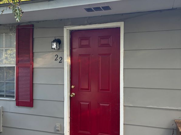 22-28 Topper Ln #22