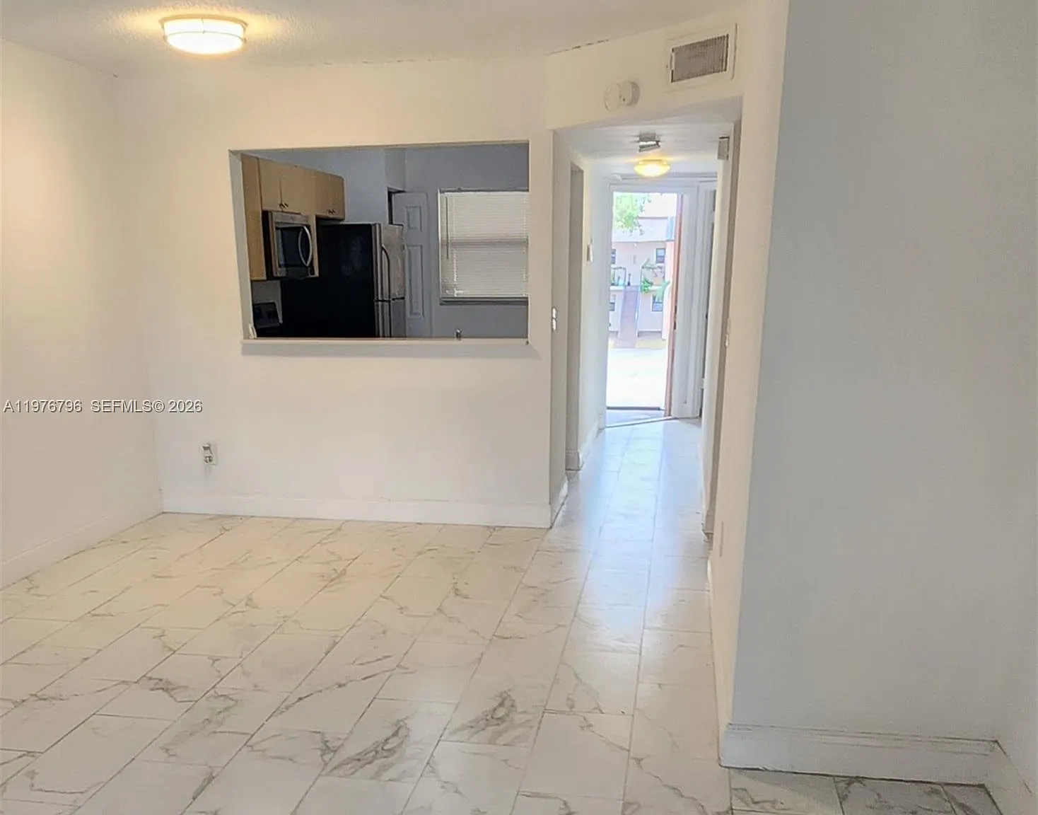 Monterey Condo Four — Photo 3