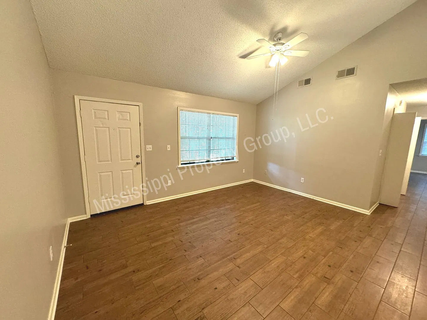 3BR/2BA Home — Photo 3