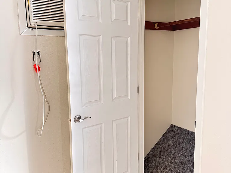 4002 Lakeview Dr #2 — Photo 15