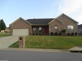 101 Woodridge Ct, Little Rock, AR 72204