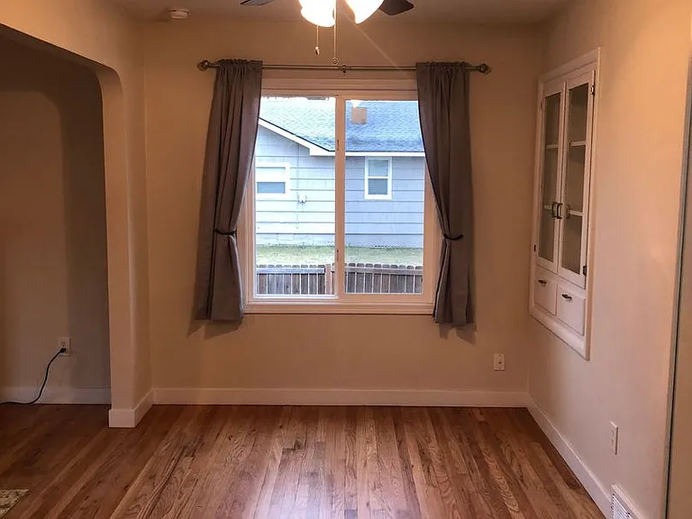 3917 W Hoffman Ave — Photo 4
